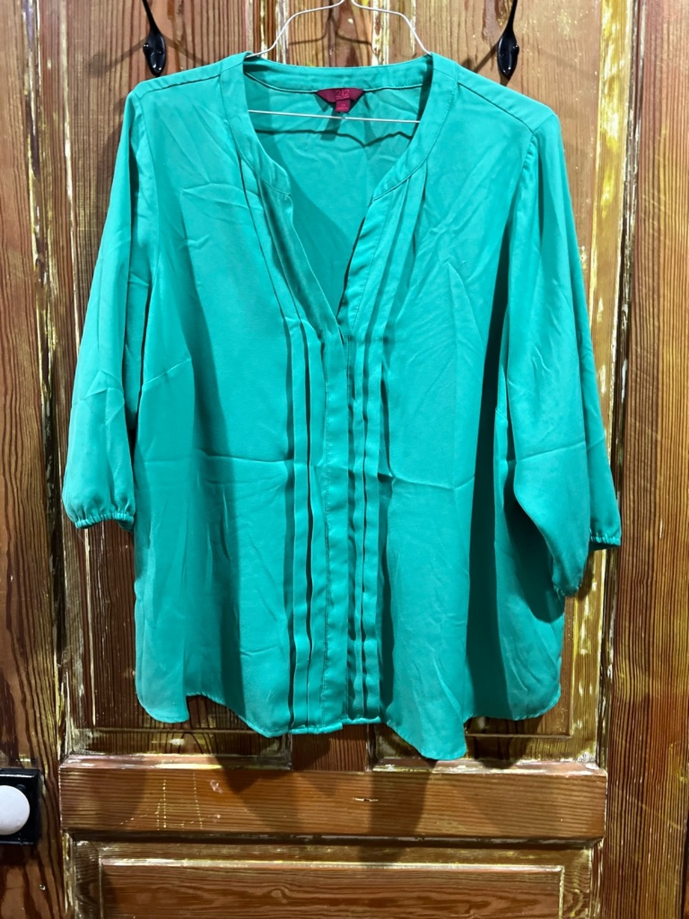 212 Collection Green Pleated V-Neck Blouse